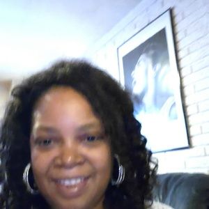 Meet your Posher, Renee